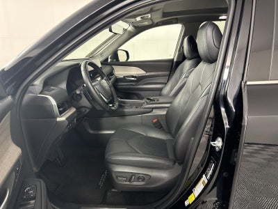 2026 Toyota Grand Highlander LE