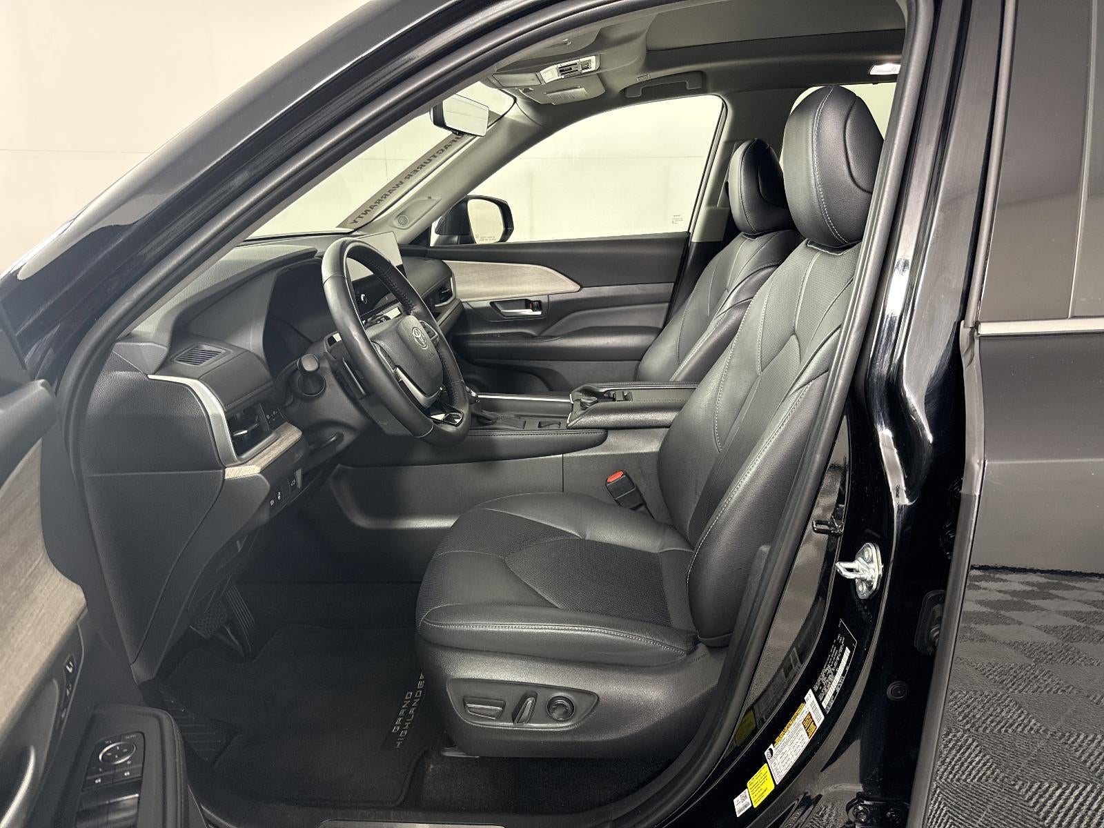 2026 Toyota Grand Highlander LE