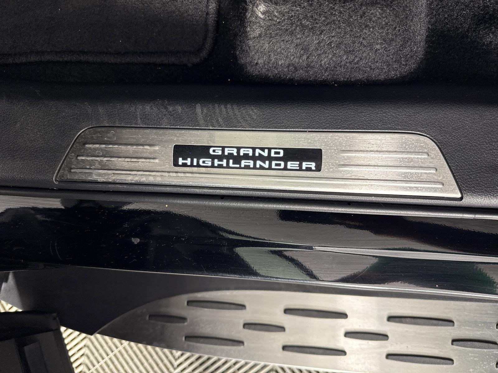 2026 Toyota Grand Highlander LE