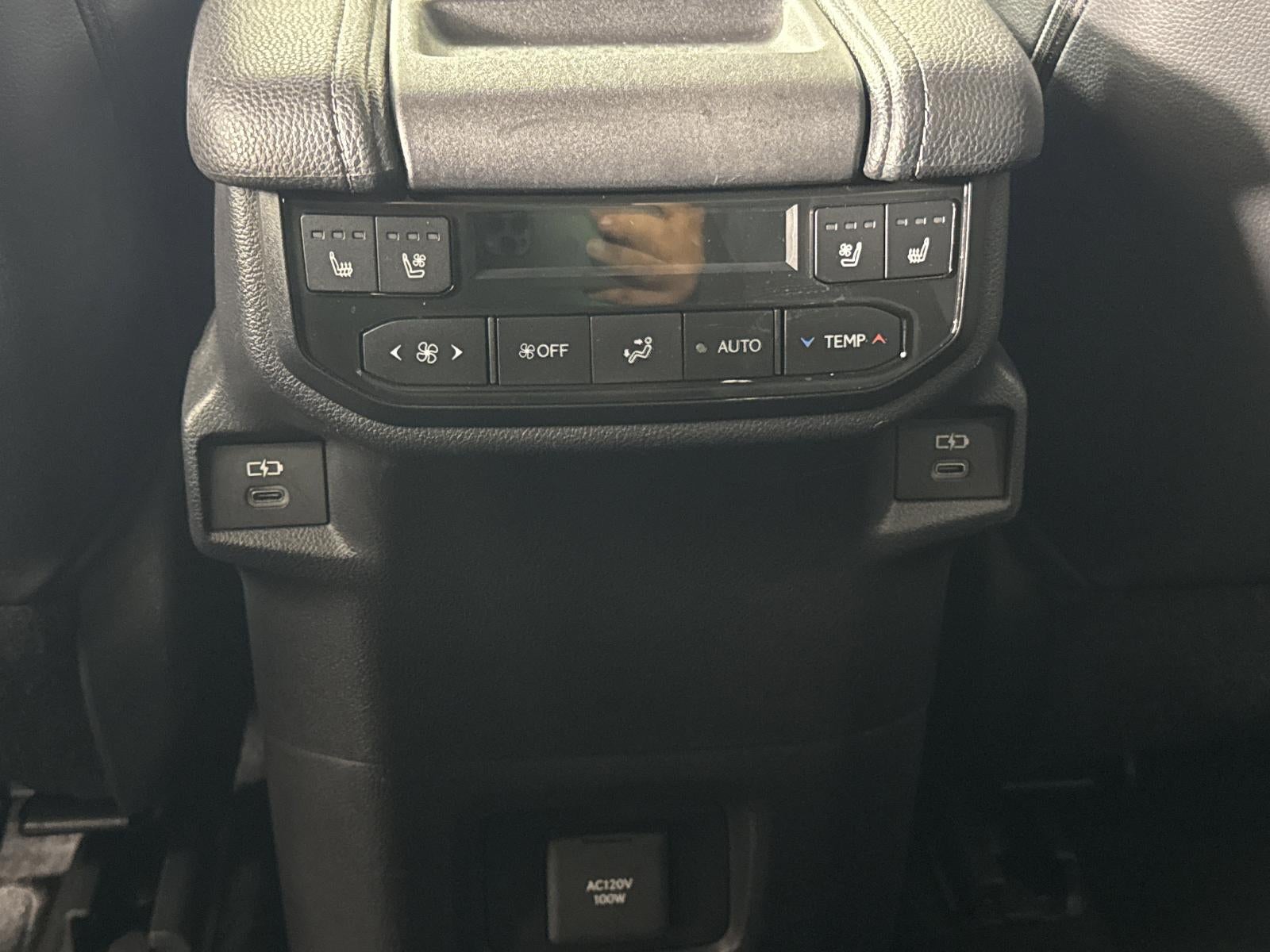 2026 Toyota Grand Highlander LE