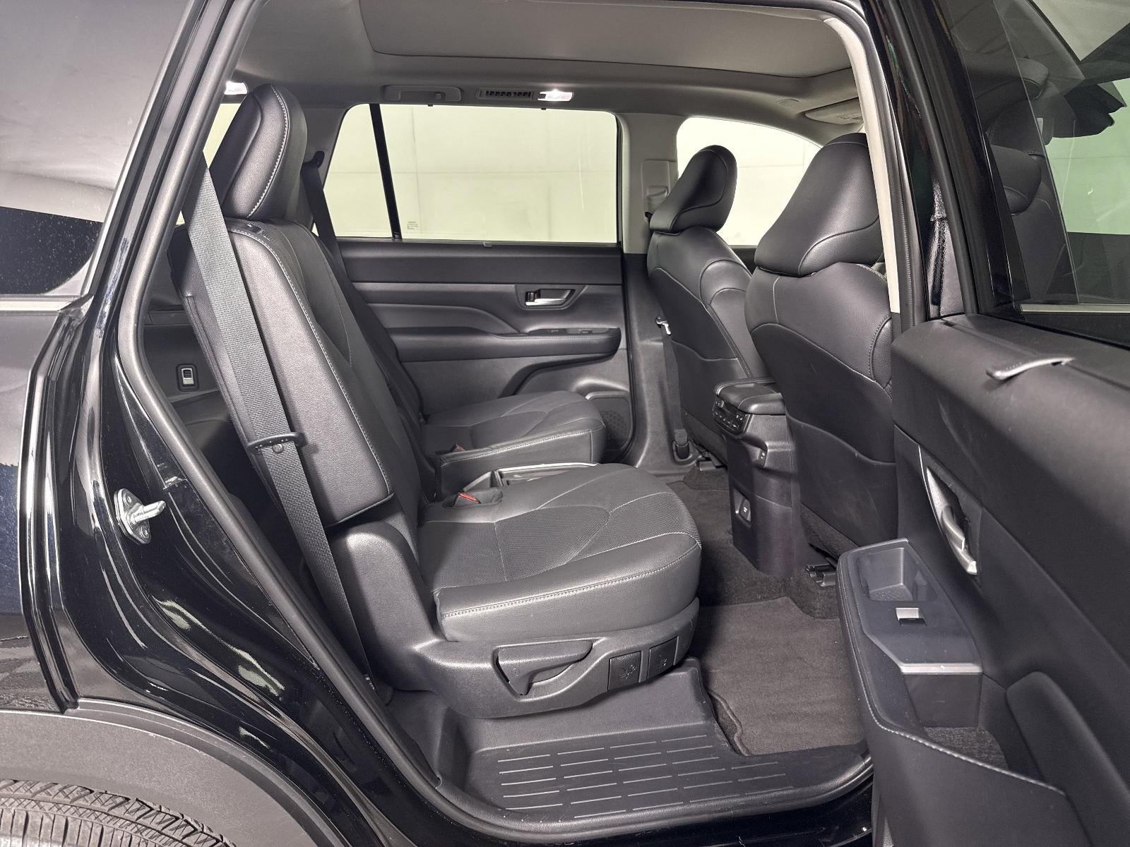 2026 Toyota Grand Highlander LE