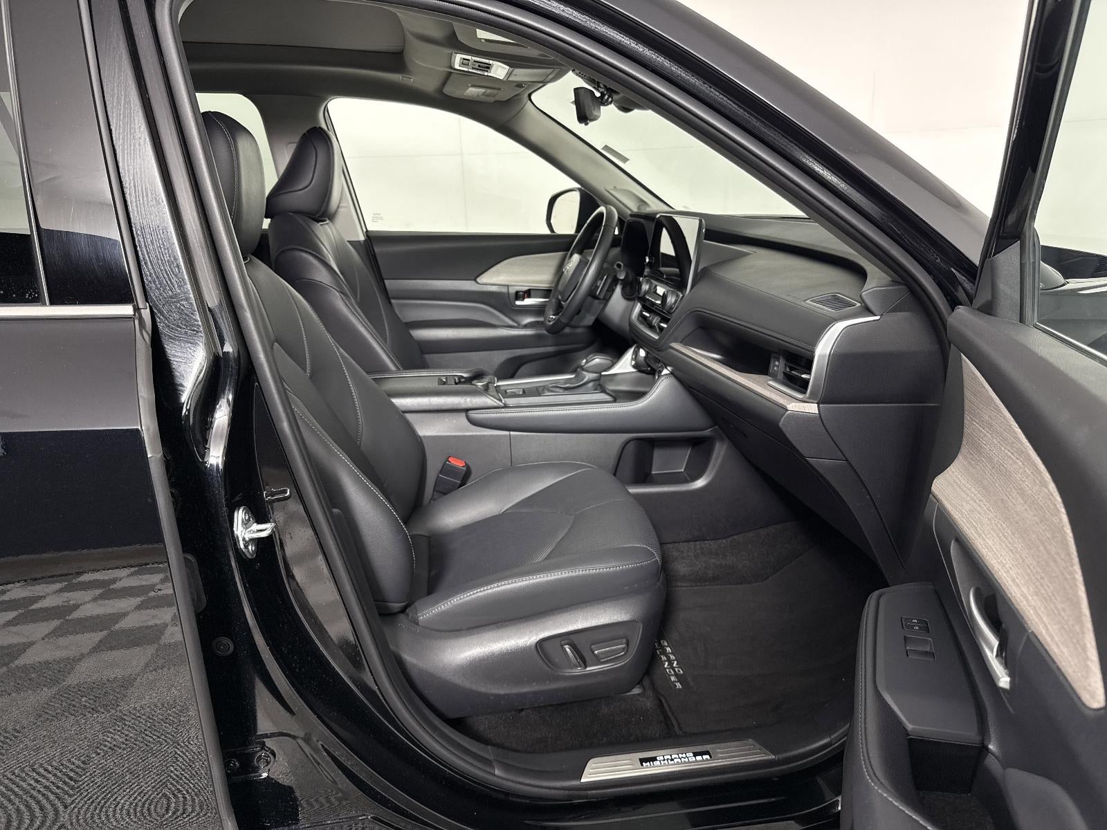 2026 Toyota Grand Highlander LE