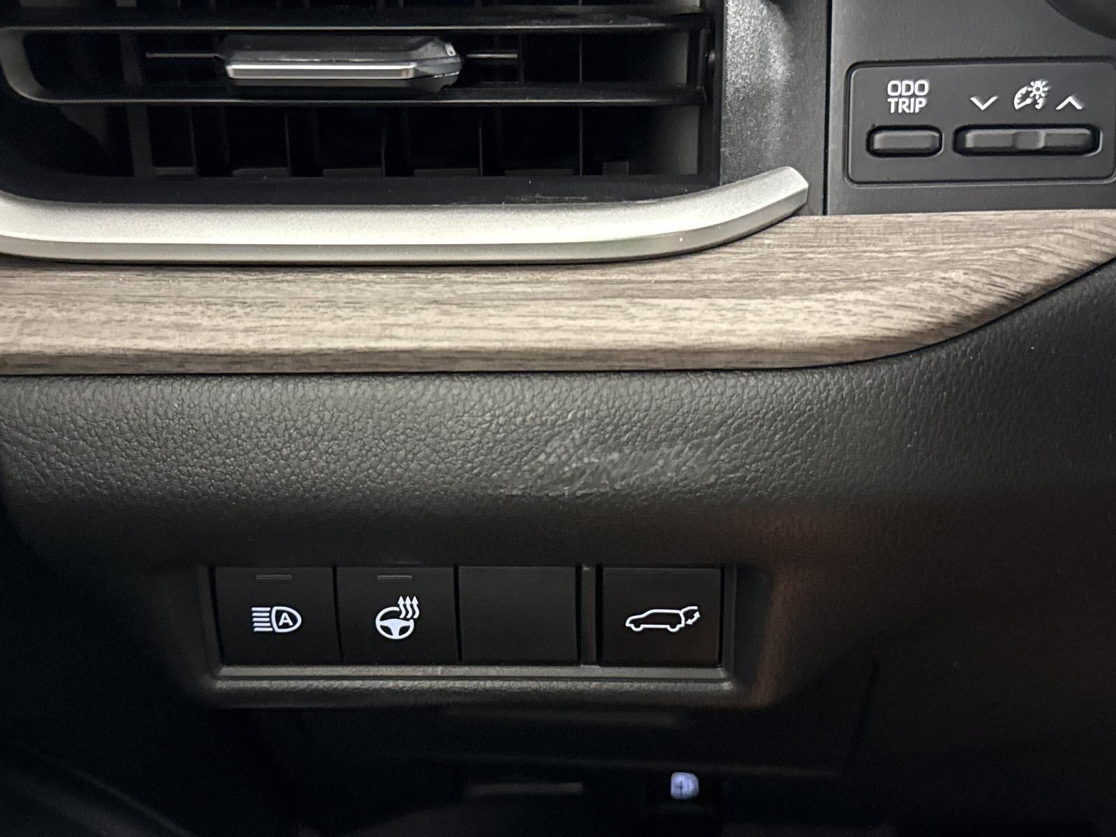 2026 Toyota Grand Highlander LE