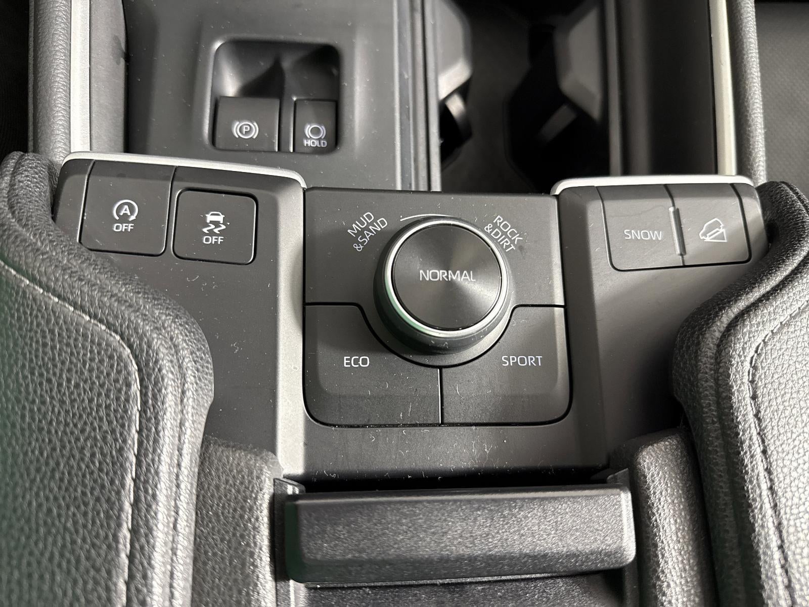 2026 Toyota Grand Highlander LE