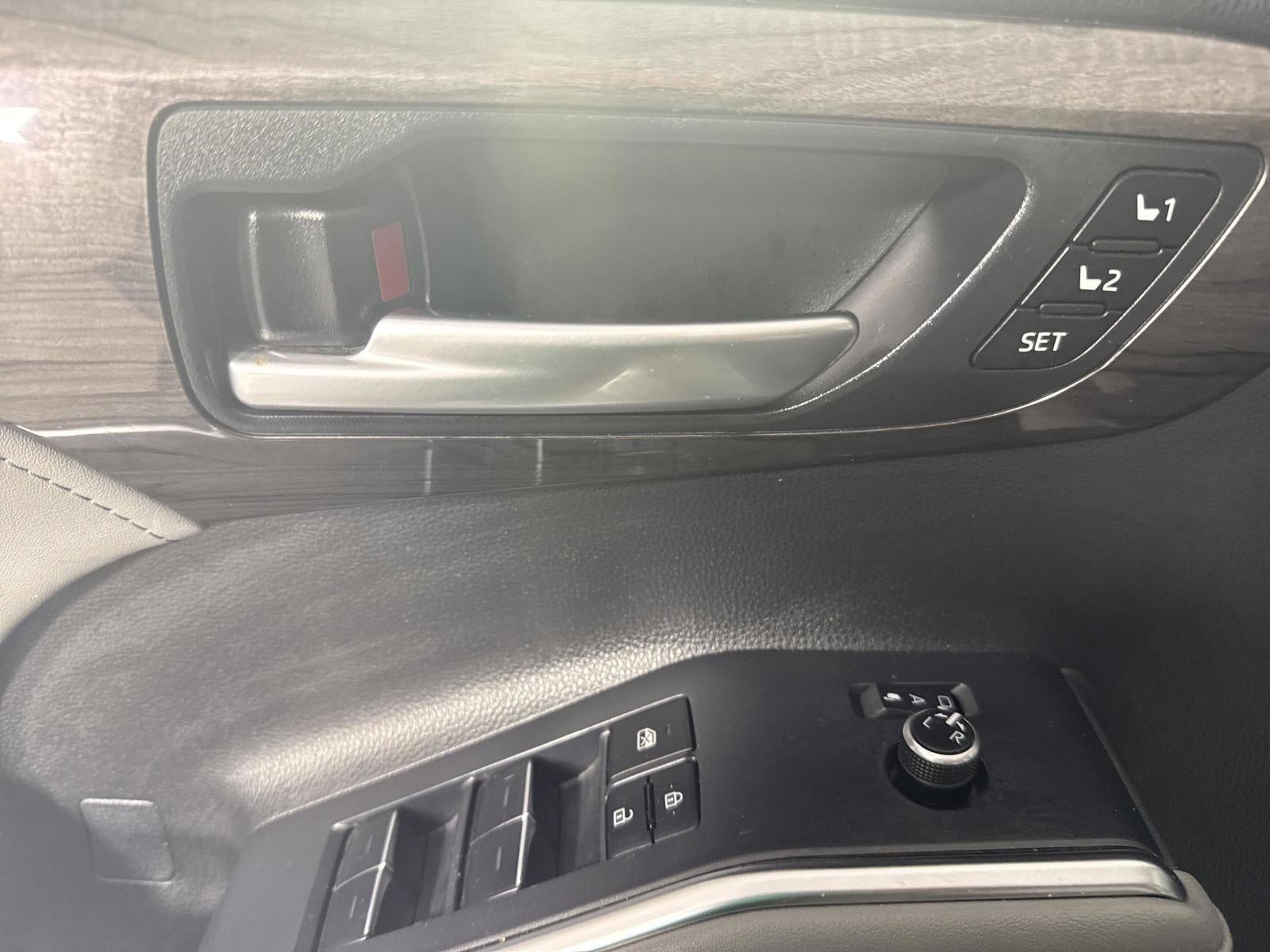 2024 Toyota Highlander Platinum