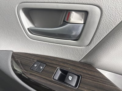 2015 Toyota Sienna XLE 8 Passenger