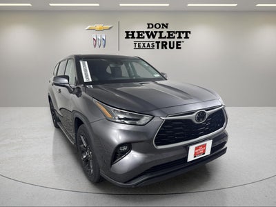 2022 Toyota Highlander LE