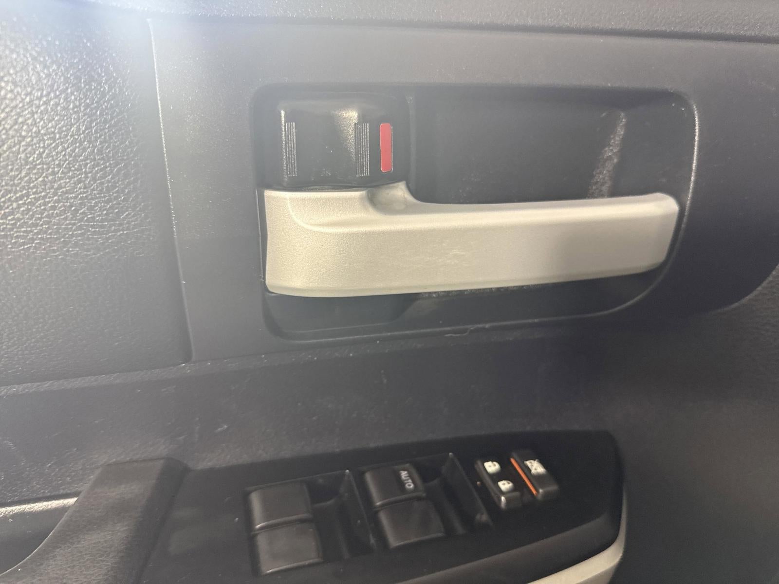 2015 Toyota Tundra 4WD Truck SR5