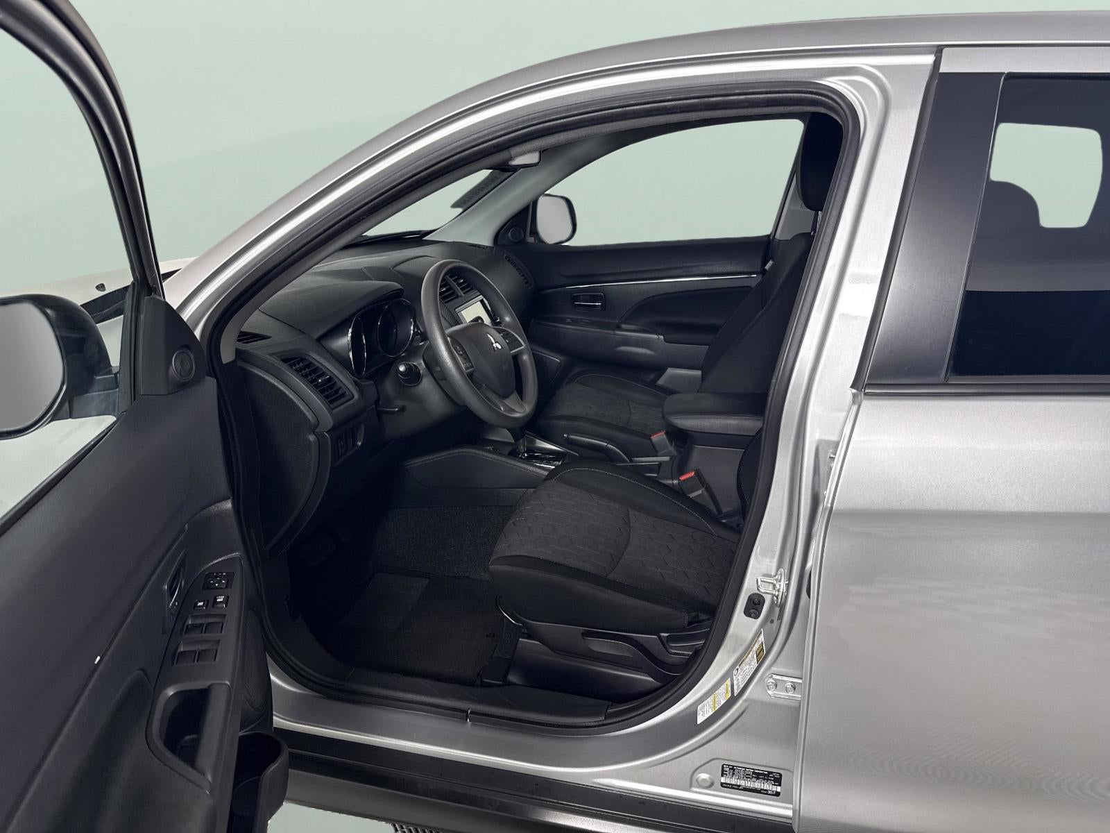 2023 Mitsubishi Outlander Sport ES