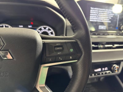 2022 Mitsubishi Outlander SE