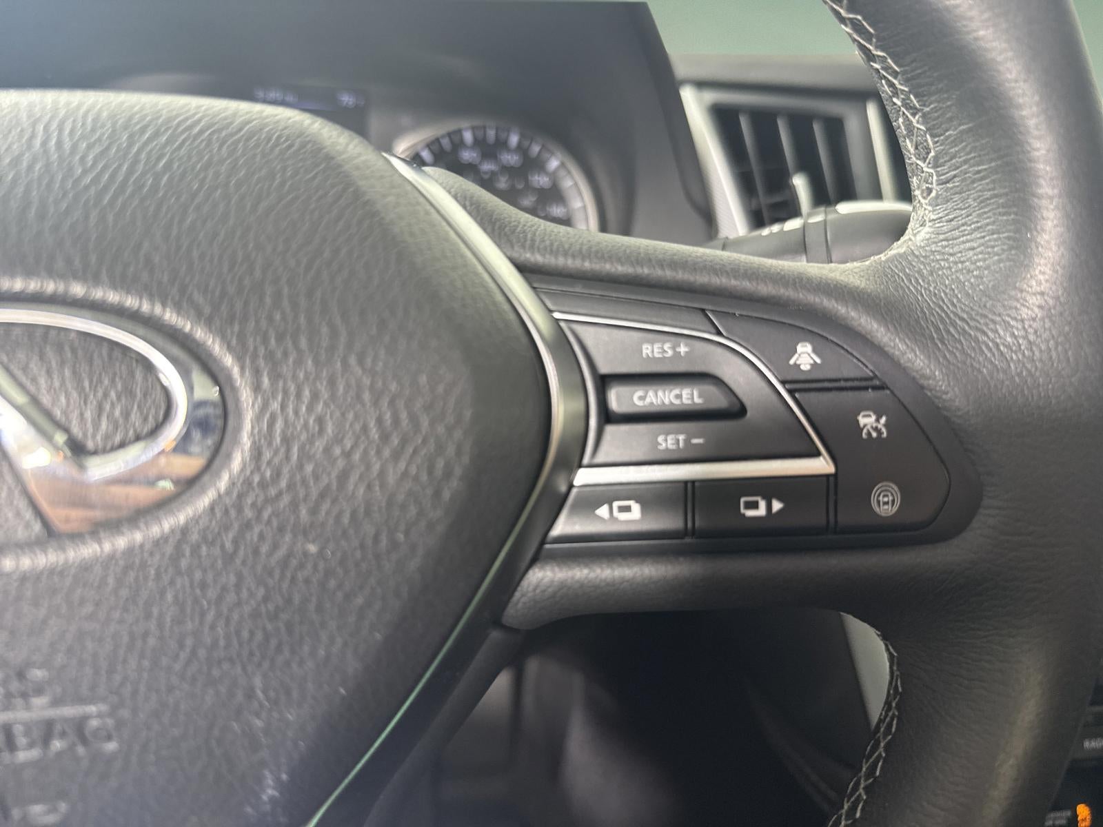 2023 INFINITI Q50 LUXE