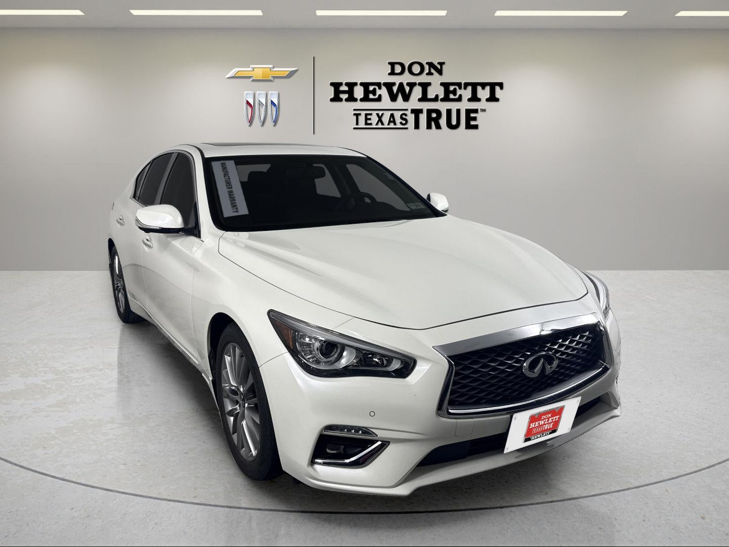 2023 INFINITI Q50 LUXE