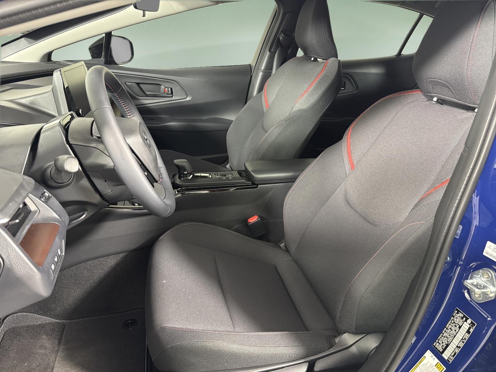 2026 Toyota Prius Plug-In Hybrid SE