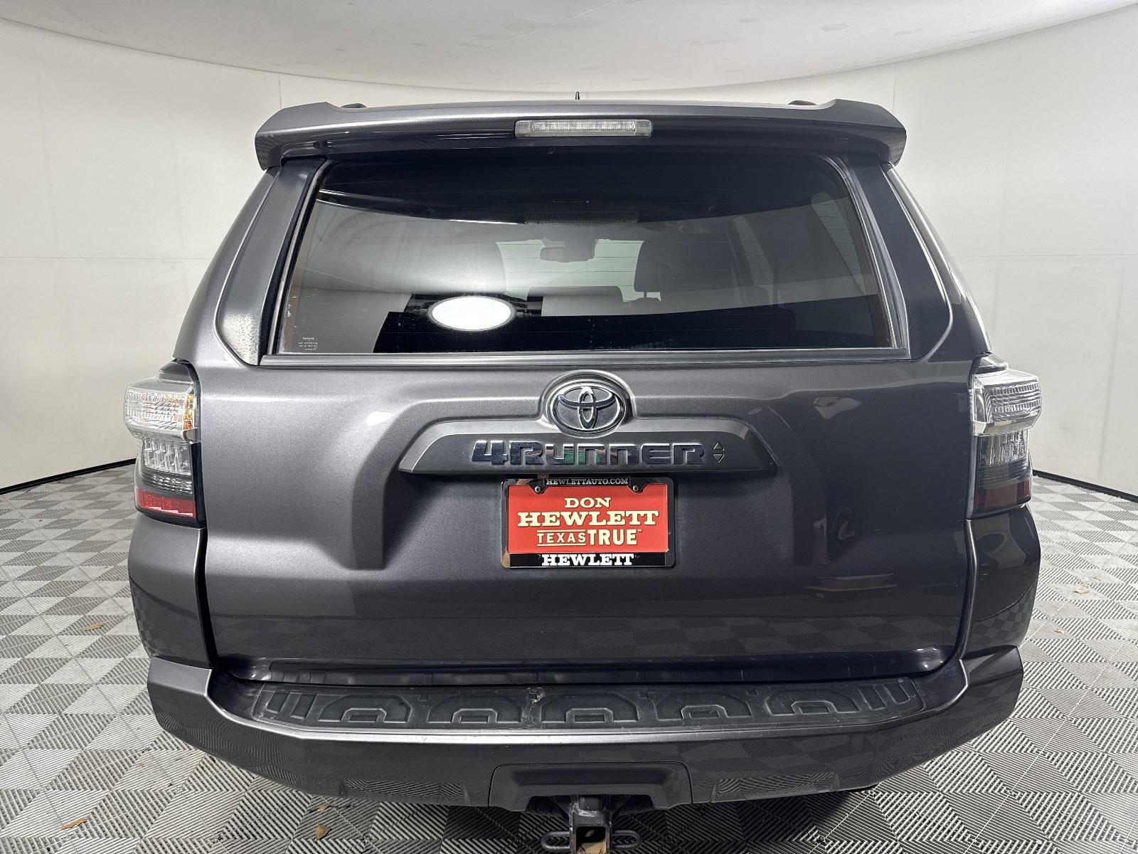 2022 Toyota 4Runner SR5