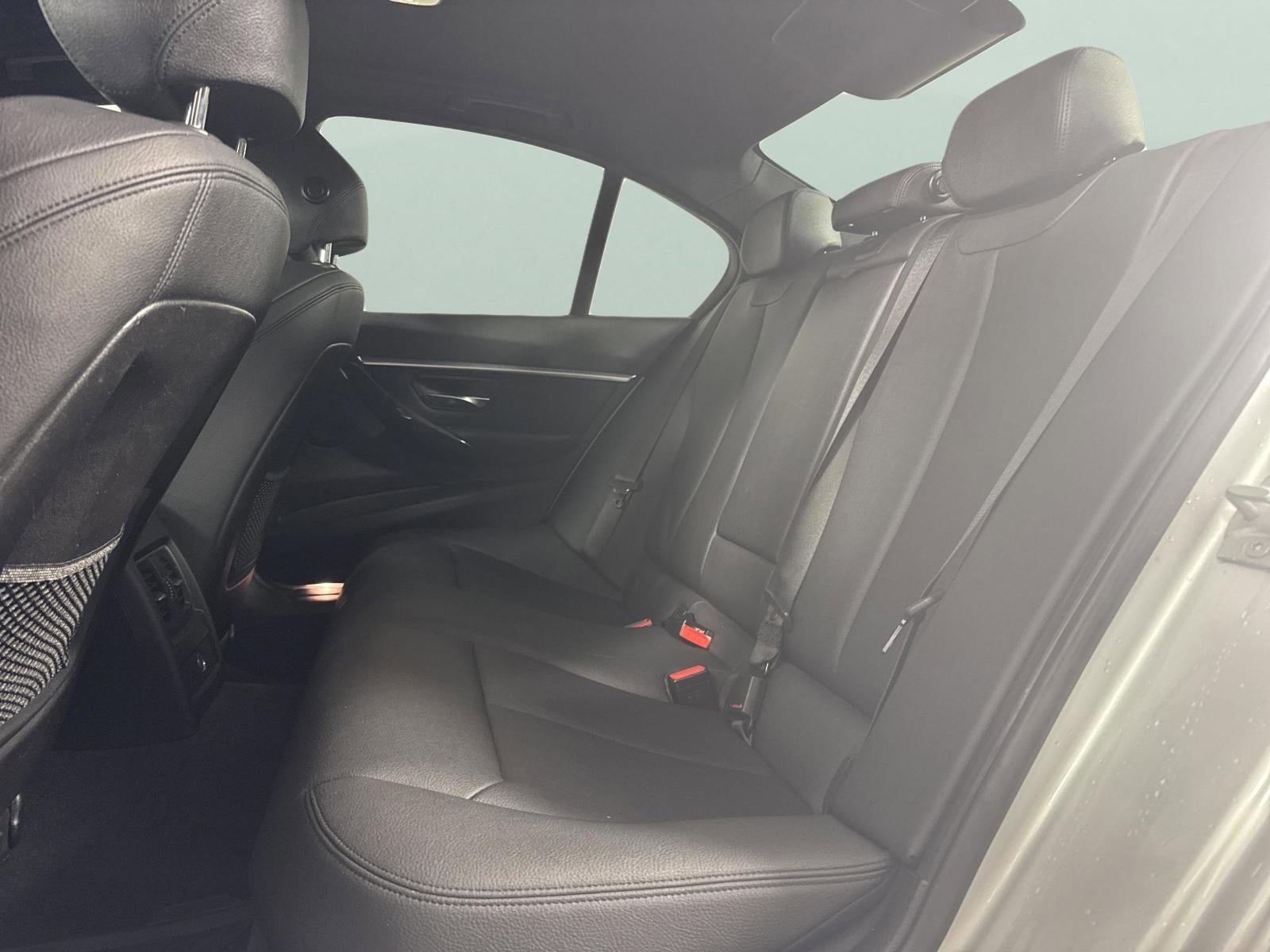 2017 BMW 3 Series 330i