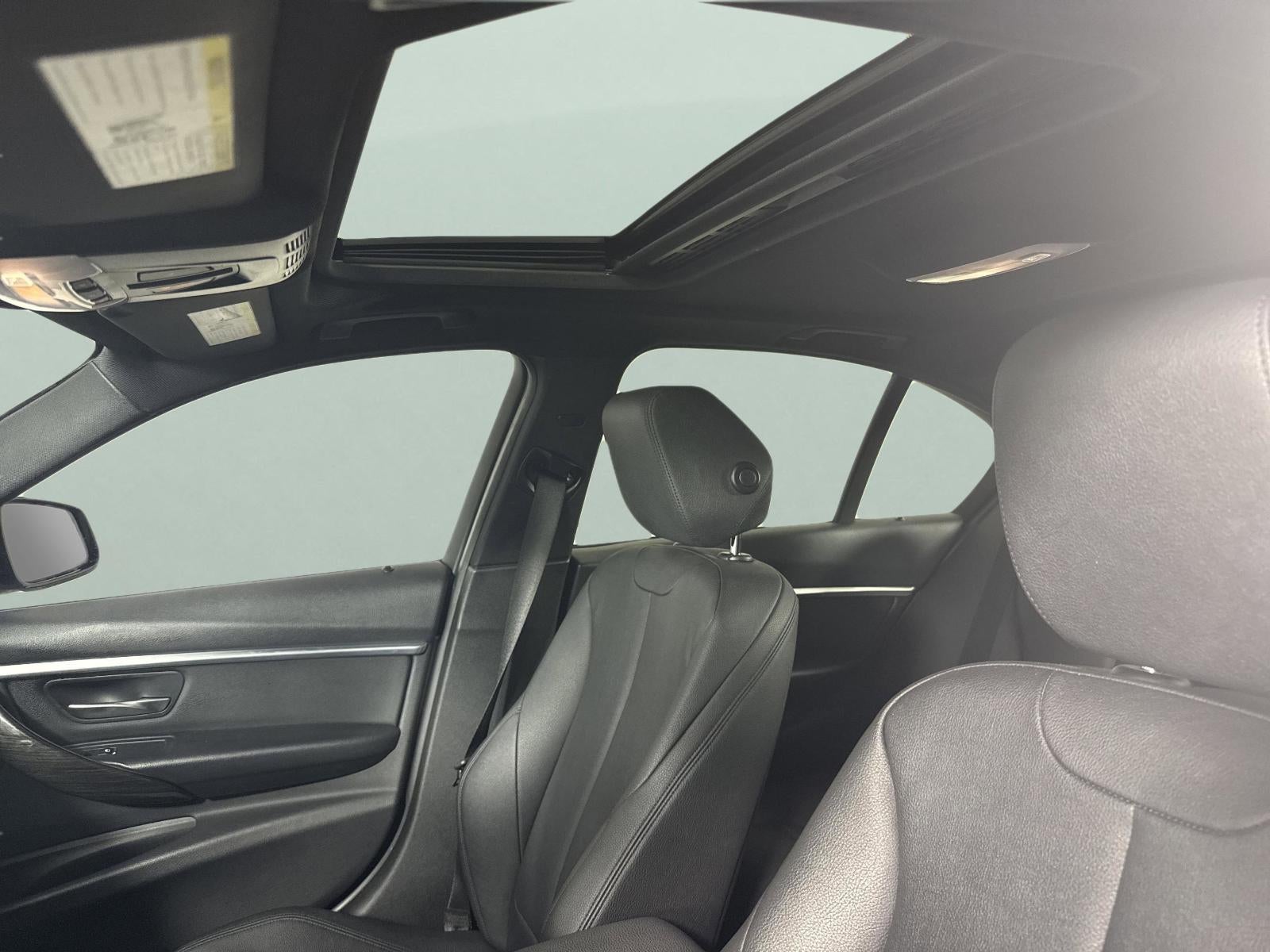 2017 BMW 3 Series 330i