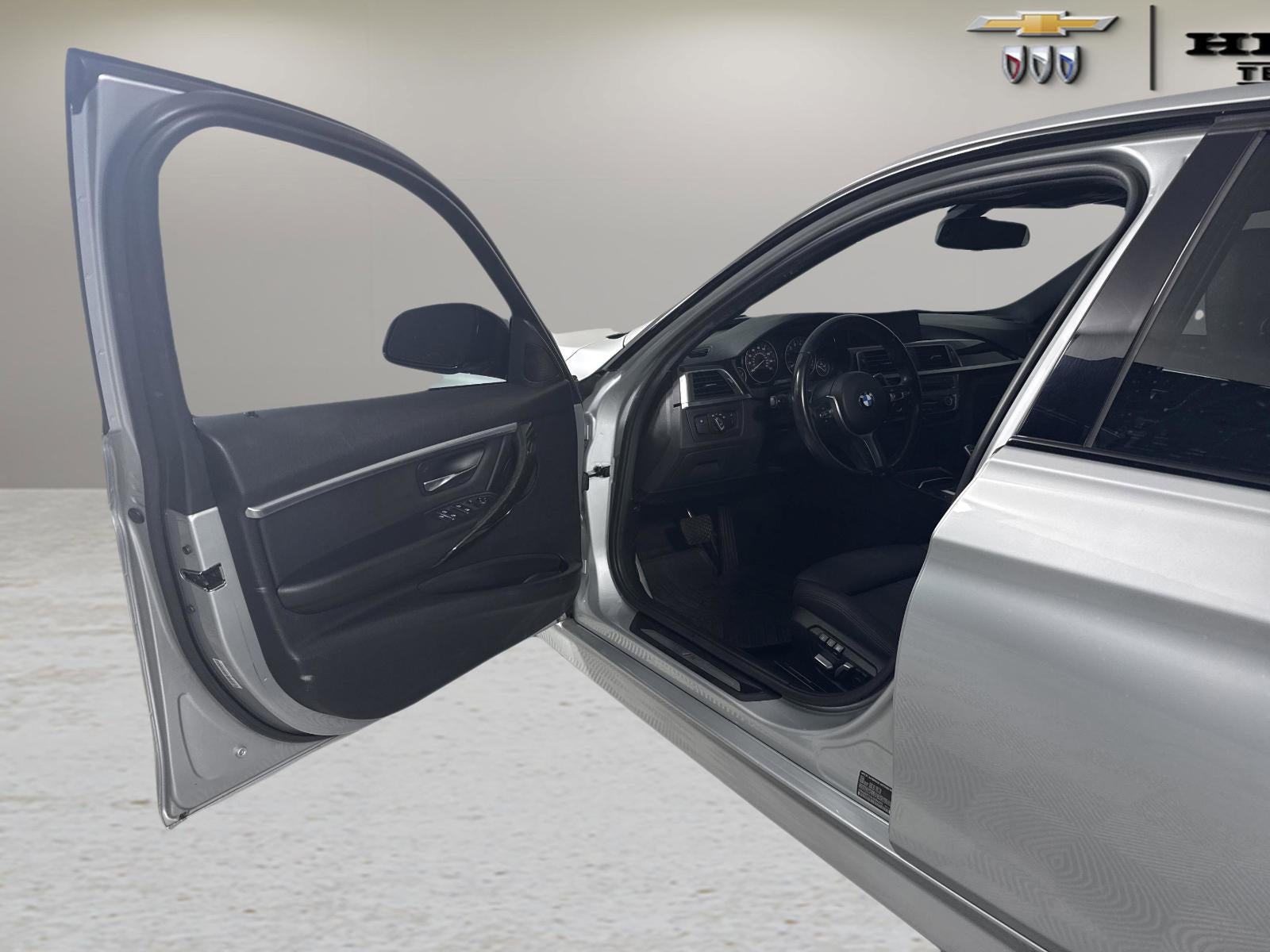 2017 BMW 3 Series 330i