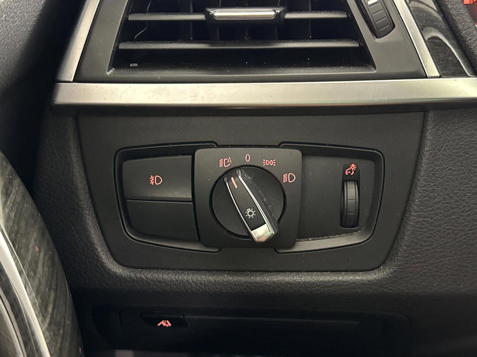 2018 BMW 3 Series 320i xDrive