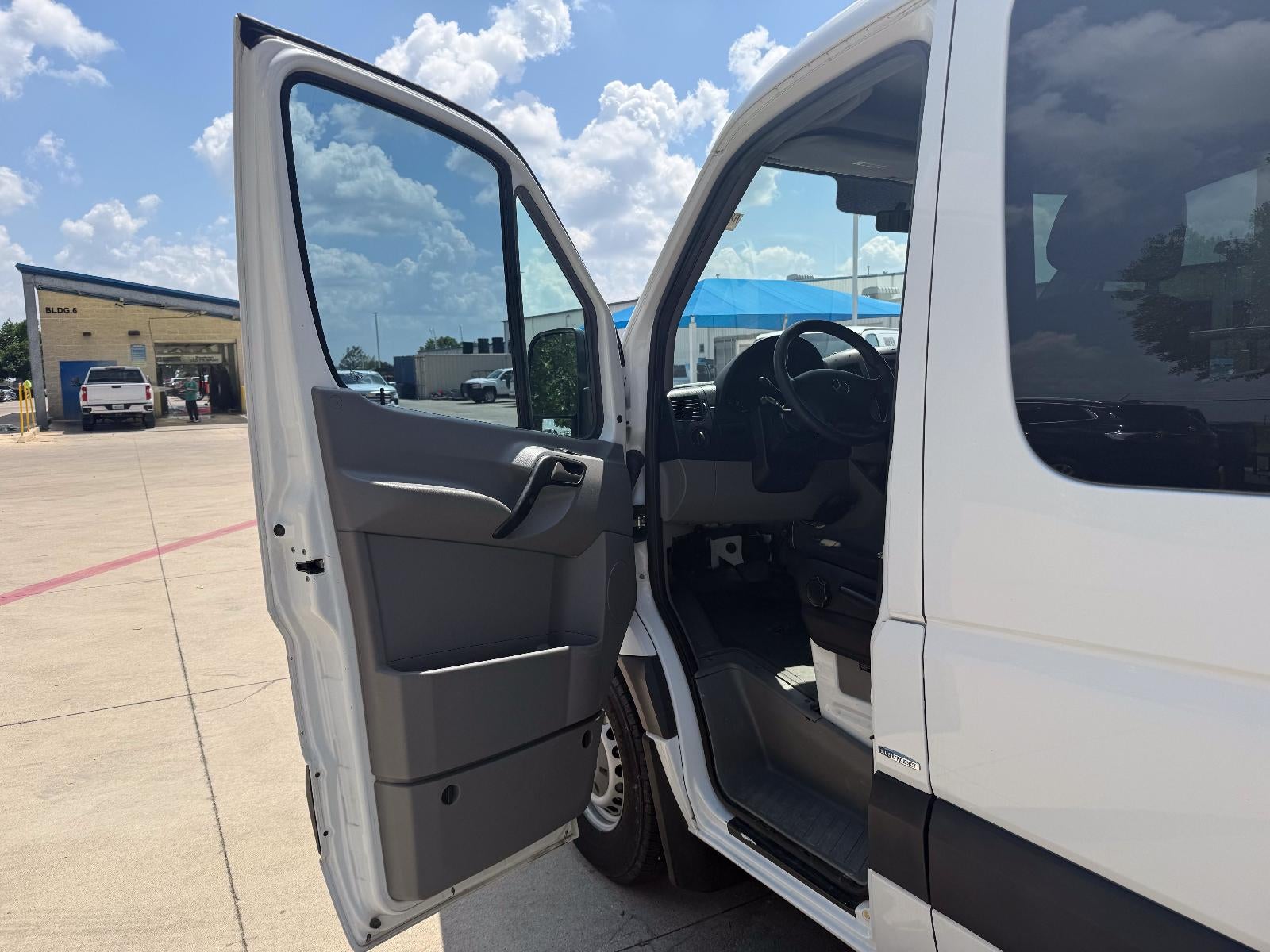 2016 Mercedes-Benz Sprinter 2500 Normal Roof