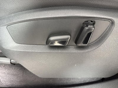 2013 Volkswagen Touareg Sport