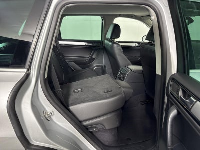 2013 Volkswagen Touareg Sport