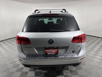 2013 Volkswagen Touareg Sport