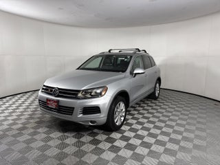 2013 Volkswagen Touareg Sport